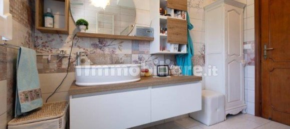 5 bedrooms Villa in Pianoro, Italy No. 258501 12