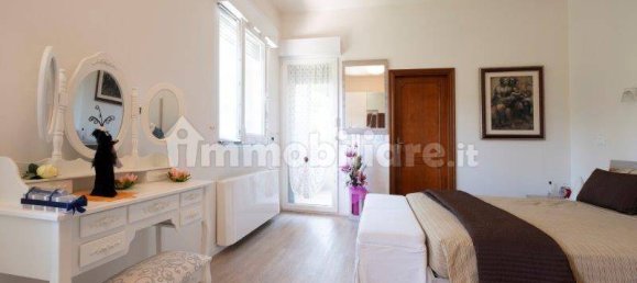 5 bedrooms Villa in Pianoro, Italy No. 258501 44