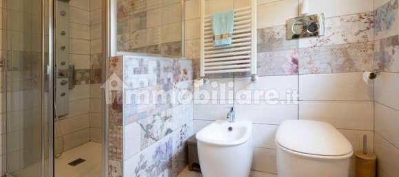 5 bedrooms Villa in Pianoro, Italy No. 258501 13