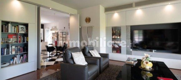 5 bedrooms Villa in Pianoro, Italy No. 258501 22