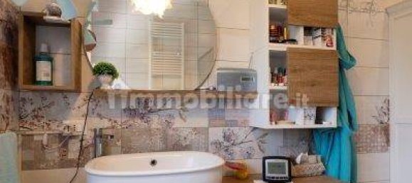 5 bedrooms Villa in Pianoro, Italy No. 258501 11