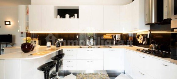 5 bedrooms Villa in Pianoro, Italy No. 258501 29