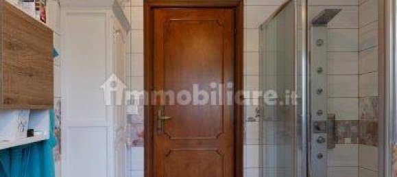 5 bedrooms Villa in Pianoro, Italy No. 258501 10