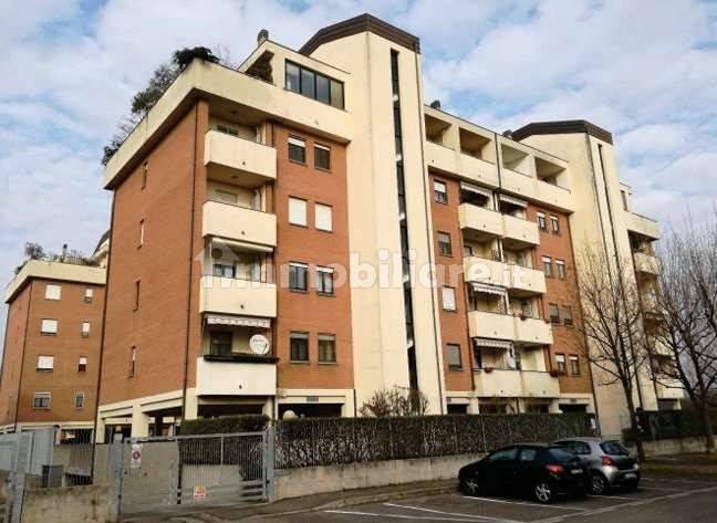 2 Schlafzimmer Wohnung in Rho, Italy, Nr. 4998