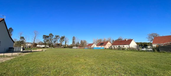 Terreno em Ainay-le-Vieil, France N.º 89598 2