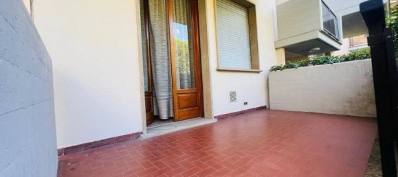 Apartamento T2 em Massa, Italy N.º 355308 21