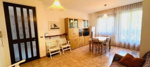 Apartamento T2 em Massa, Italy N.º 355308 2