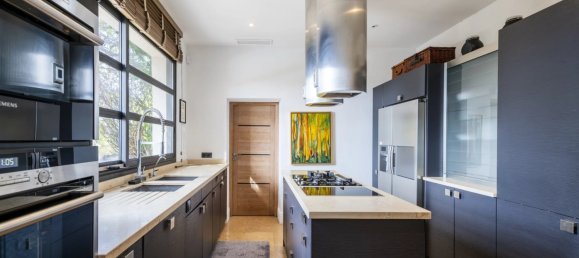 9 bedrooms Villa in Cannes, France No. 38151 9