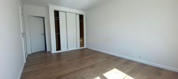 3 bedrooms House in Ericeira, Portugal No. 151407 16