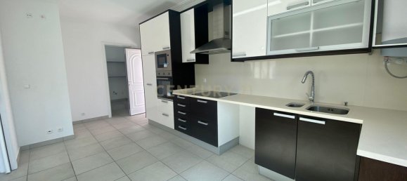 3 bedrooms House in Ericeira, Portugal No. 151407 10