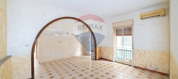 3 bedrooms Apartment in Catania, Italy No. 311976 6