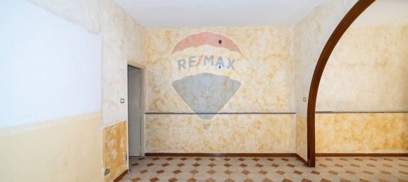 3 bedrooms Apartment in Catania, Italy No. 311976 4