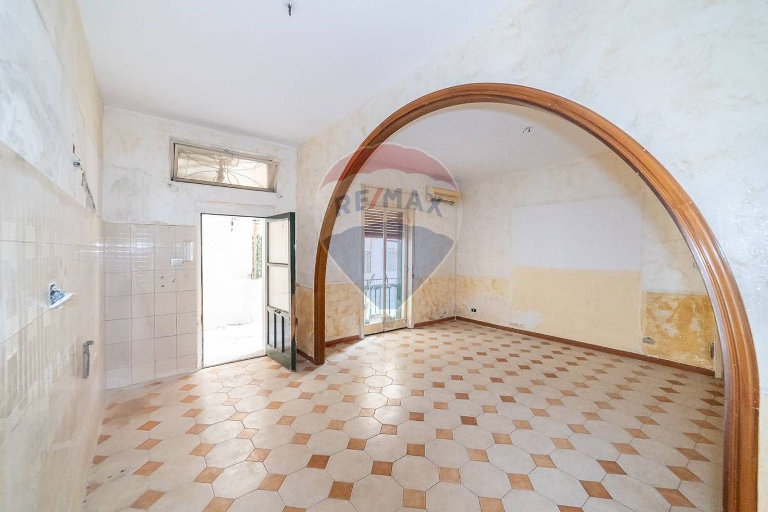 3 bedrooms Apartment in Catania, Italy No. 311976