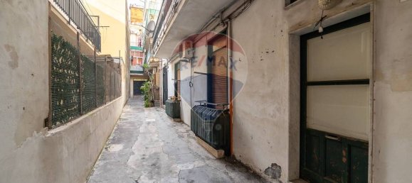 3 bedrooms Apartment in Catania, Italy No. 311976 24