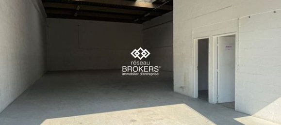 Propiedad comercial en Saint-Ouen-l'Aumone, France 322 m² No. 359635 2