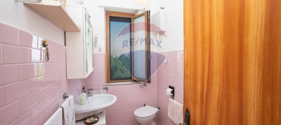 Casa de 4 dormitorios en Città Sant'Angelo, Italy No. 342129 28