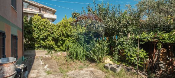 Casa de 4 dormitorios en Città Sant'Angelo, Italy No. 342129 8