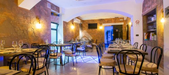 150m² Commercial property in Messina, Italy No. 82227 6