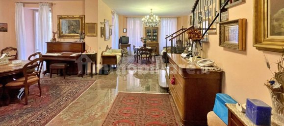 4 bedrooms Apartment in Varzi, Italy No. 220506 7