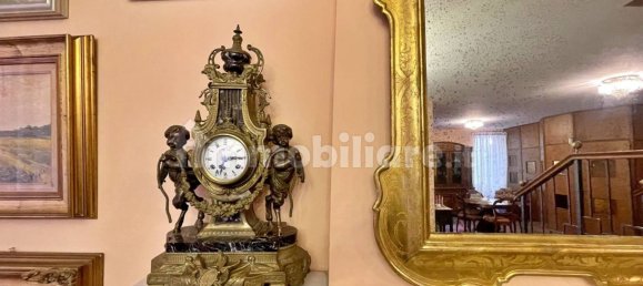 4 bedrooms Apartment in Varzi, Italy No. 220506 11