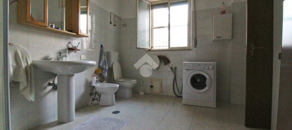 Дом с 5 комнатами в Селлия Марина, Италия № 7339 11