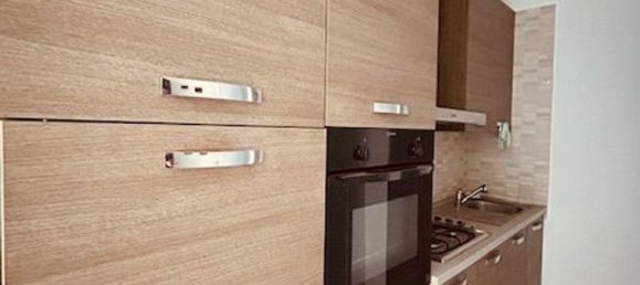 3 Schlafzimmer Wohnung in Alzano Lombardo, Italy, Nr. 357966 11