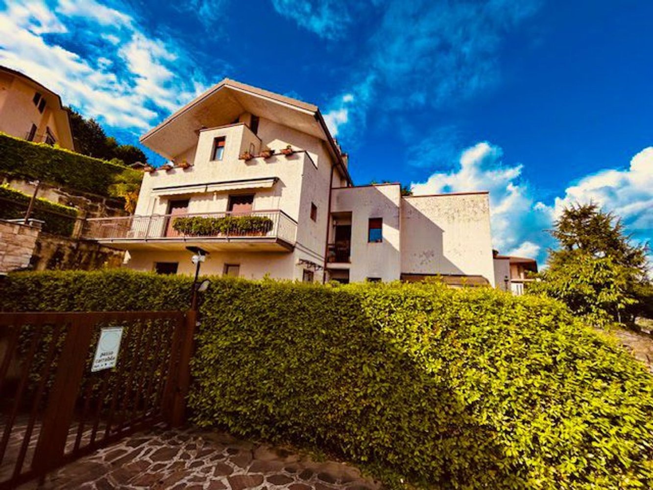 3 Schlafzimmer Wohnung in Alzano Lombardo, Italy, Nr. 357966