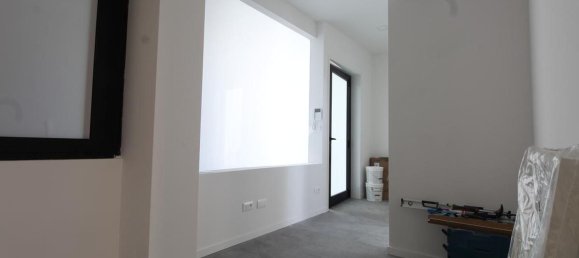 Apartamento de 2 dormitorios en Sasso Marconi, Italy No. 347696 3