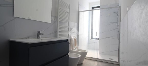 Apartamento de 2 dormitorios en Sasso Marconi, Italy No. 347696 8
