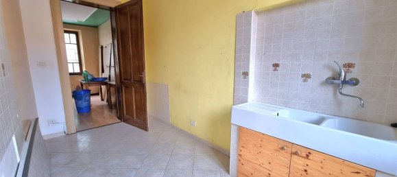 5 rooms House in Veglio, Italy No. 136622 4