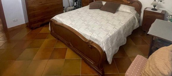 4-salle Appartement à Vico del Gargano, Italy No. 25988 12