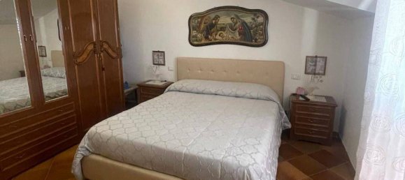 4-salle Appartement à Vico del Gargano, Italy No. 25988 7