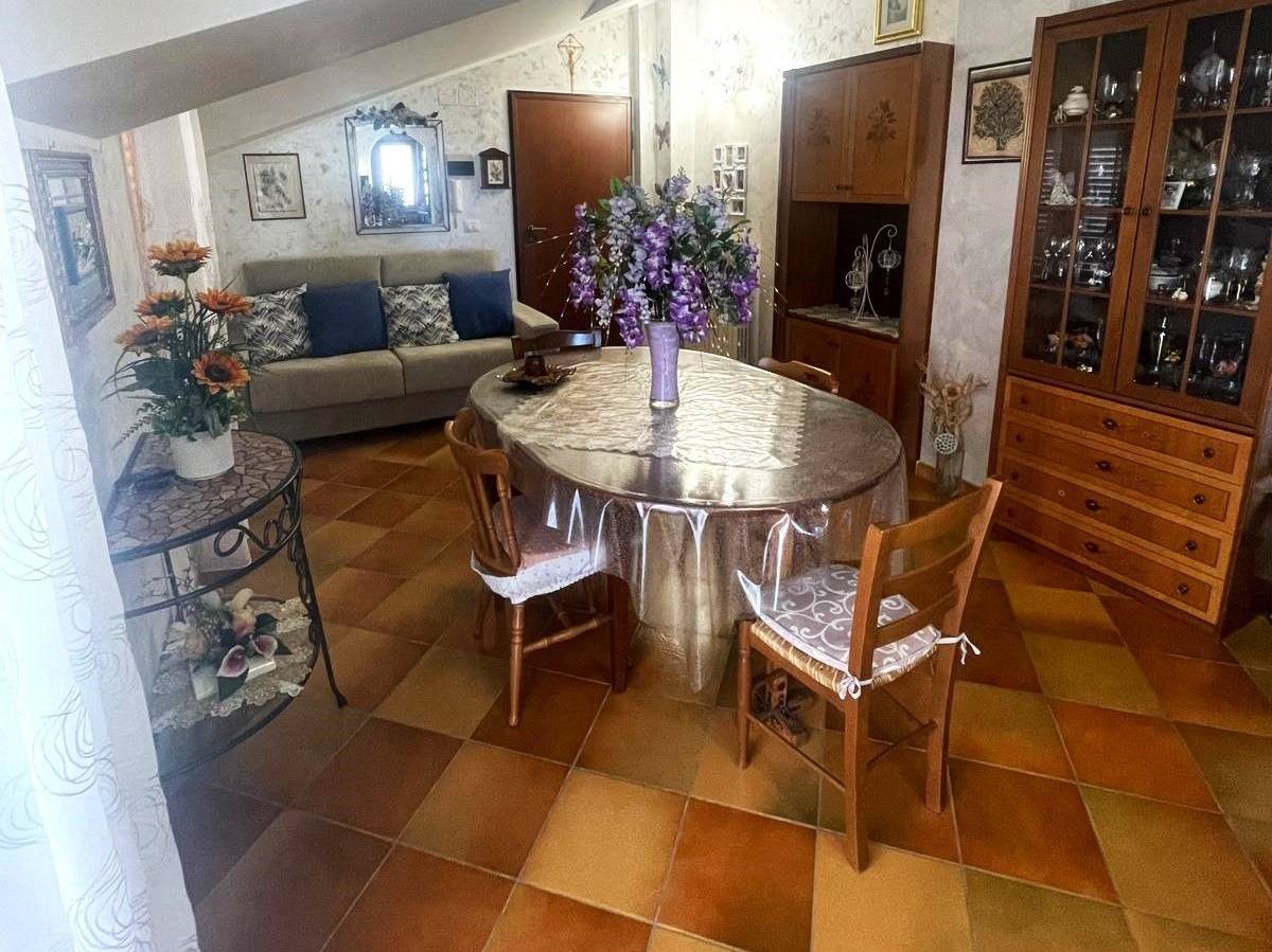 4-salle Appartement à Vico del Gargano, Italy No. 25988