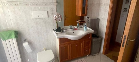 4-salle Appartement à Vico del Gargano, Italy No. 25988 13