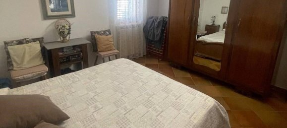 4-salle Appartement à Vico del Gargano, Italy No. 25988 11