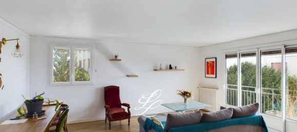 Apartamento de 3 dormitorios en Montreuil, France No. 171407 2