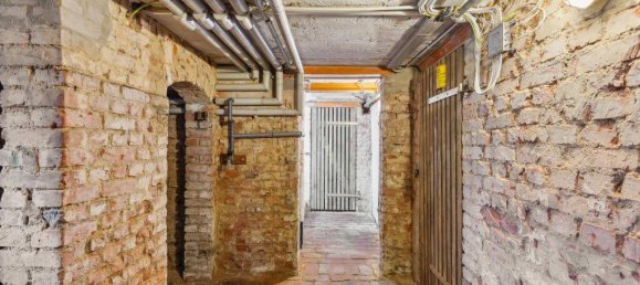 Квартира с 13 комнатами в Хемниц, Германия № 220184 10