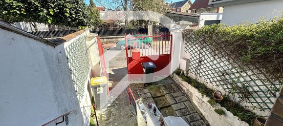 2 bedrooms House in Saint-Maur-des-Fosses, France No. 138126 3