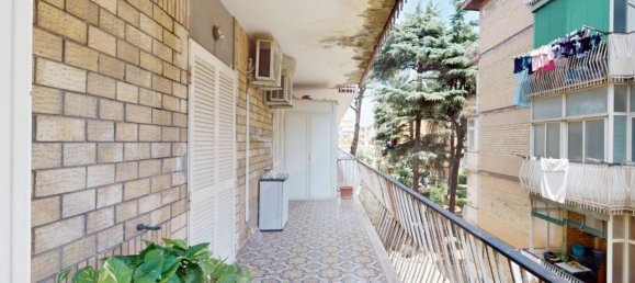 4غرفة شقة في Arzano, Italy رقم 24072 9