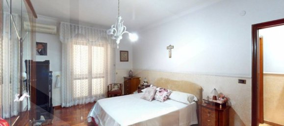 4غرفة شقة في Arzano, Italy رقم 24072 28