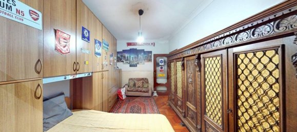 4غرفة شقة في Arzano, Italy رقم 24072 24