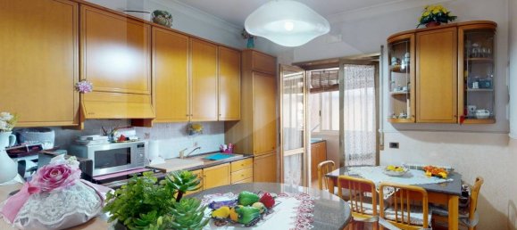 4غرفة شقة في Arzano, Italy رقم 24072 12