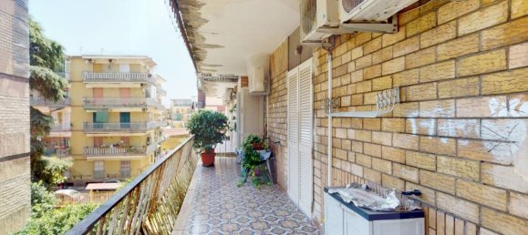 4غرفة شقة في Arzano, Italy رقم 24072 10