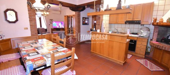 3 bedrooms Villa in Jesolo, Italy No. 288320 6