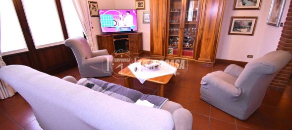 3 bedrooms Villa in Jesolo, Italy No. 288320 4