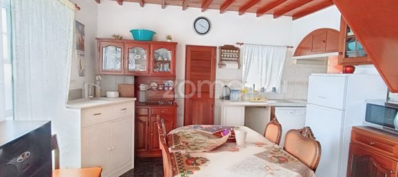 3 bedrooms House in Vila do Porto, Portugal No. 94257 4