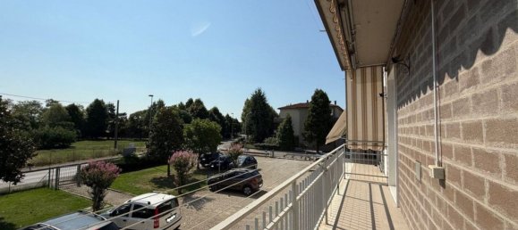 3 bedrooms Apartment in Sala Bolognese, Italy No. 351294 4