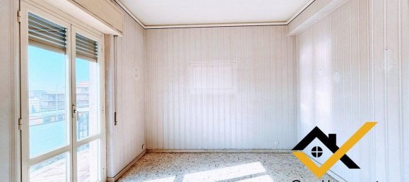 Escritório de 5 divisões em Catania, Italy N.º 109987 20