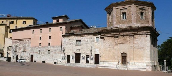 4 rooms Apartment in Spoleto, Italy No. 76286 18