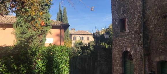 4 rooms Apartment in Spoleto, Italy No. 76286 3